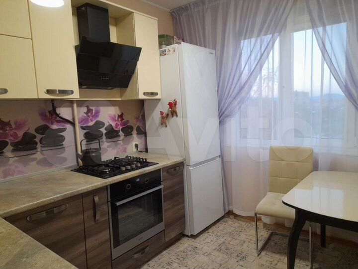 2-к. квартира, 53 м², 4/5 эт.
