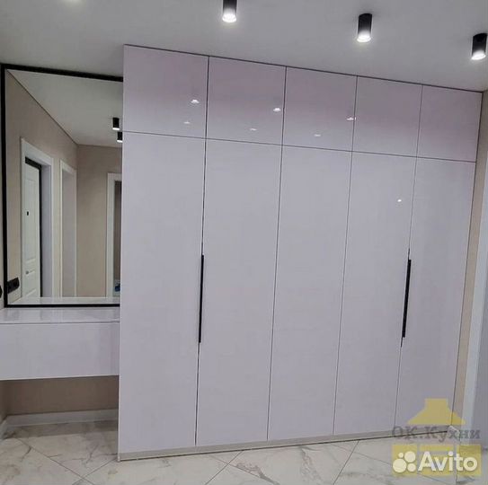 Встроенный шкаф