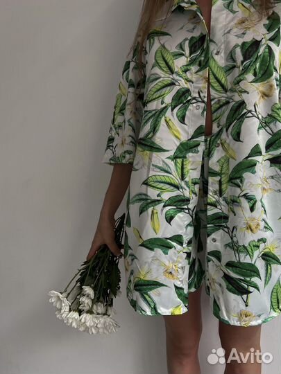 Костюм с шортами