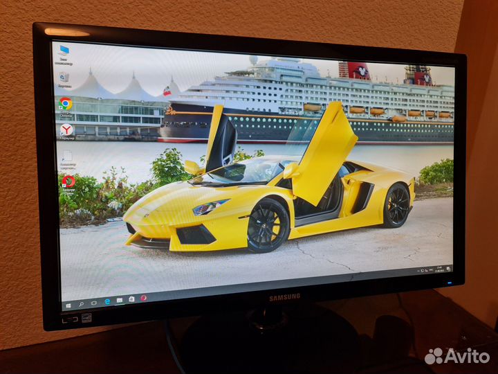 FullHD монитор Samsung 23