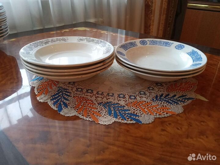 Тарелки суповые,десертные