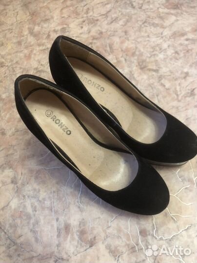 Туфли 3 пары новые