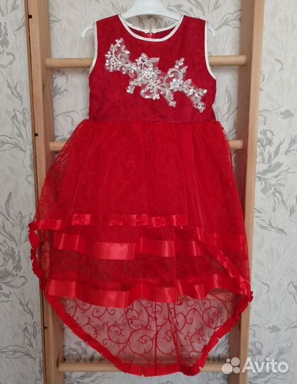 Праздничное платье