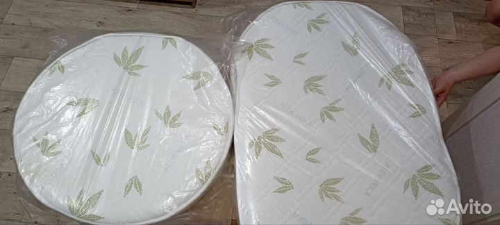 Детская кроватка с маятником круглая