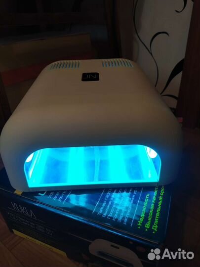 Лампа для ногтей