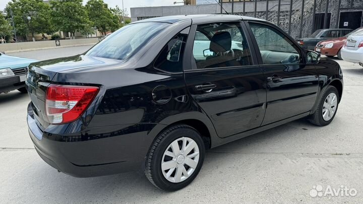LADA Granta 1.6 AT, 2020, 29 987 км