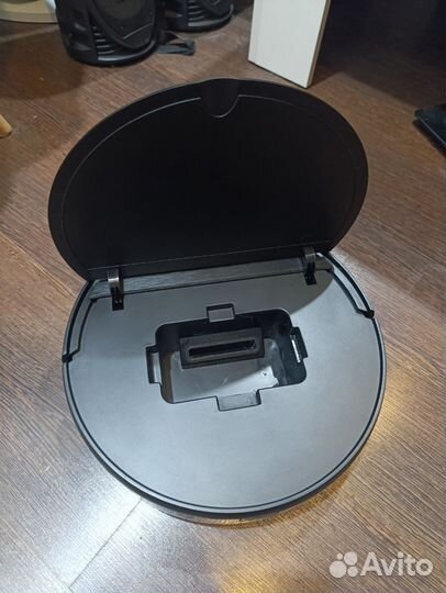 Робот пылесос irbis