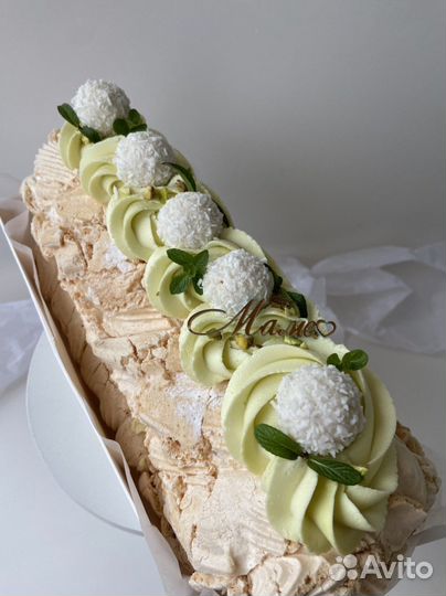 Меренговый рулет