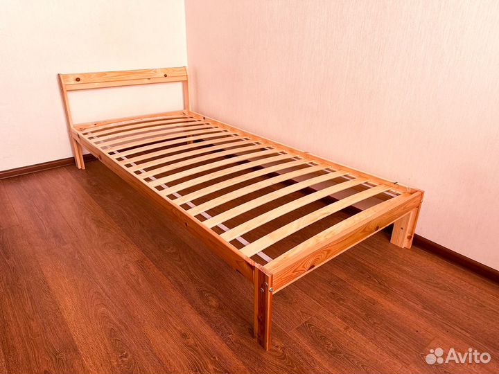 Кровать IKEA с матрасом Hovag