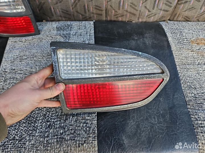 Фонарь крышки багажника левый Hyundai H-1 Starex