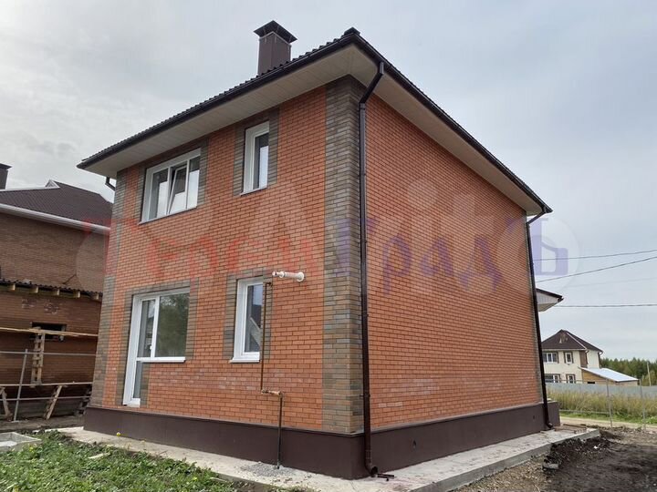 Коттедж 110 м² на участке 6 сот.