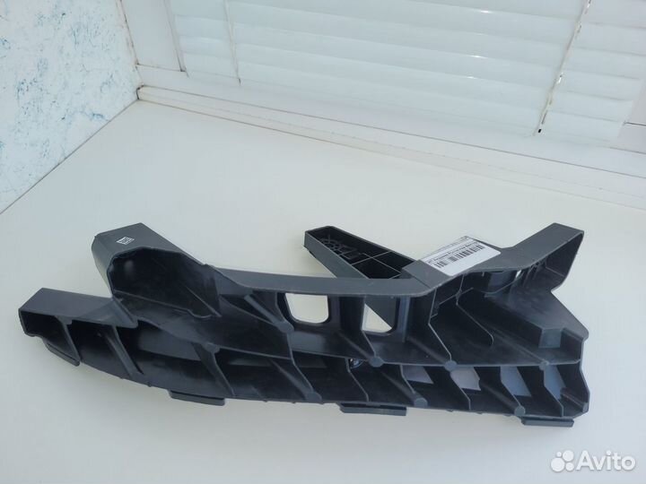 Кронштейн крепления фары Haval