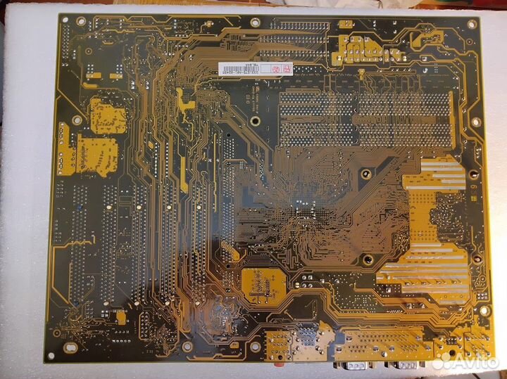 Плата Asus P4G8X Deluxe на Intel E7205 Granite Bay