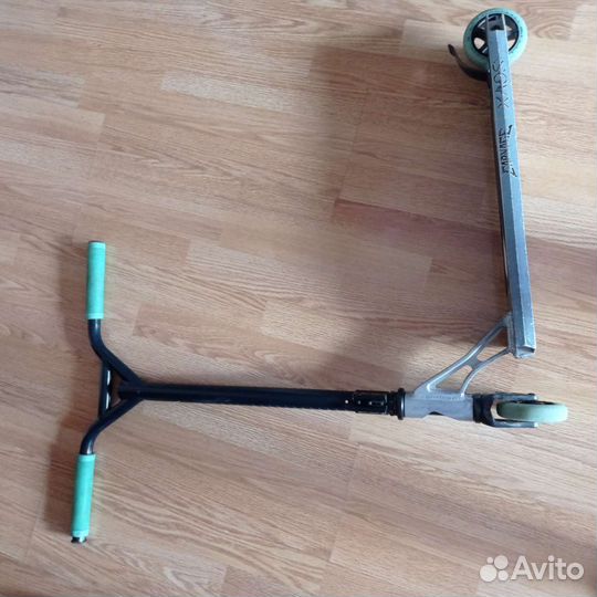 Самокат трюковой