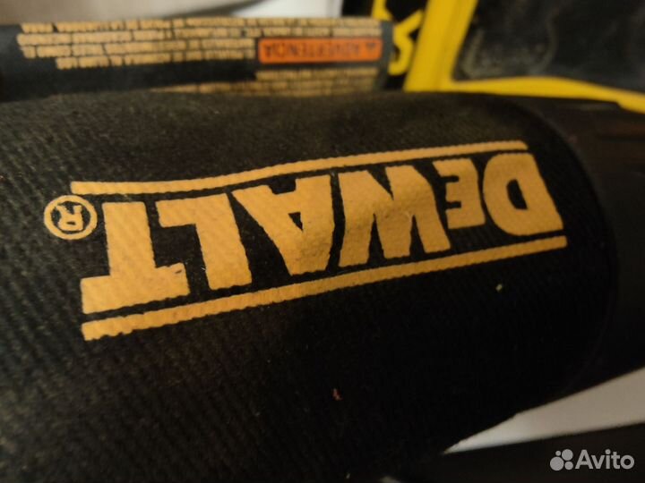 Шлифмашина dewalt DCW210