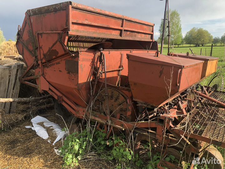 Картофелесажалка 4 рядная