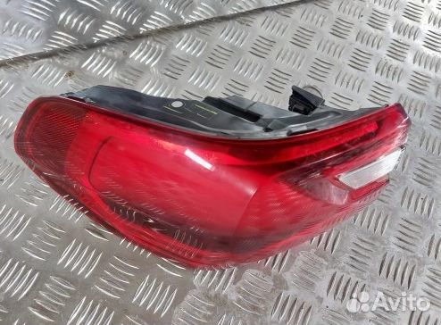 BMW X7 фонарь зад. левый