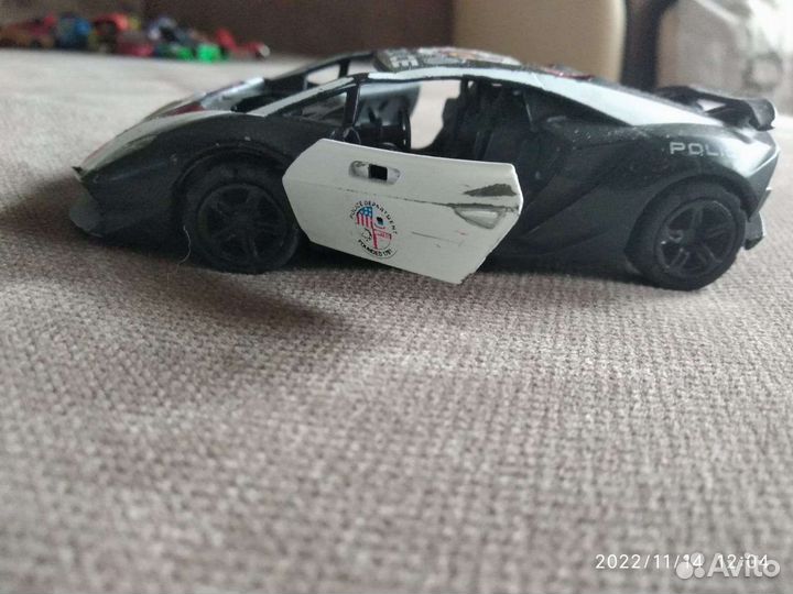 Детские металлические машинки