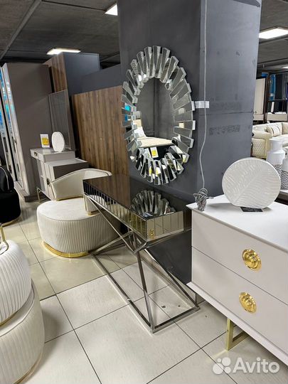 Консоль + зеркало Селин Юварлак Турция