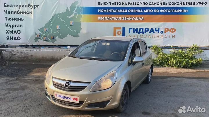 Накладка порога внутренняя правая Opel Corsa D 7222217