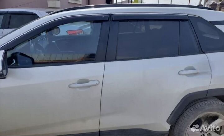 Дефлекторы окон с хромом Toyota Rav4 2019-2025