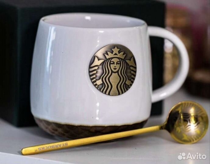 Чашка новая с ложкой в комплекте starbucks