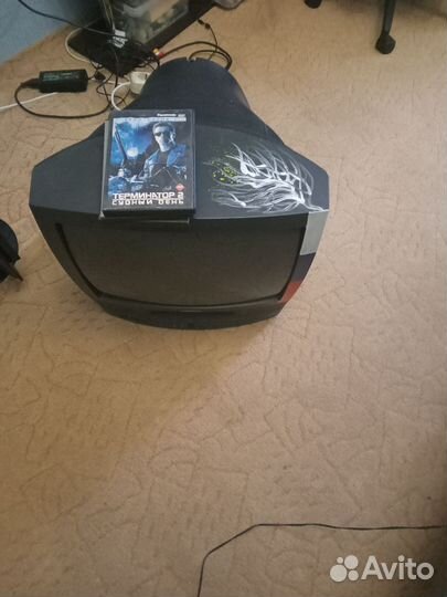 Телевизор видеодвойка