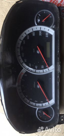 Щиток приборов