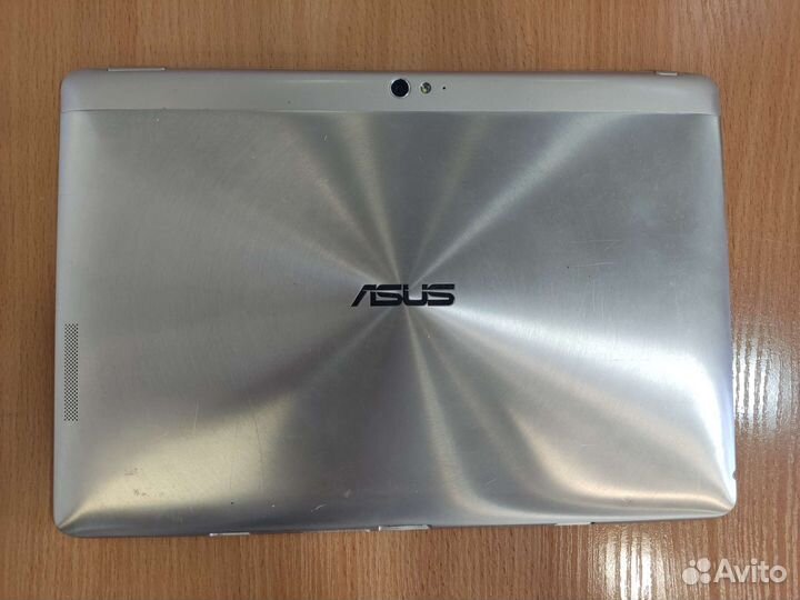 Планшет Asus Transformer Pad Tf700t