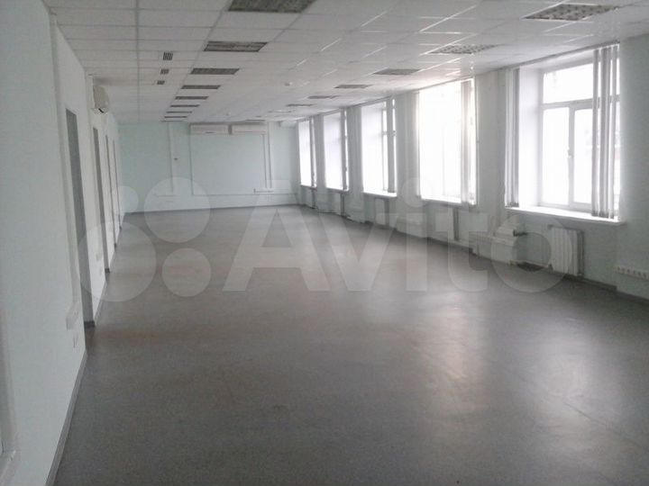 Здание, 1917.5 м²