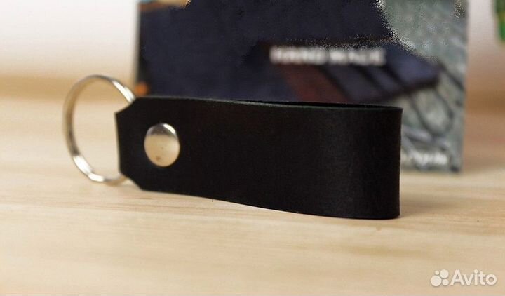 Брелок для ключей из кожи helford черный