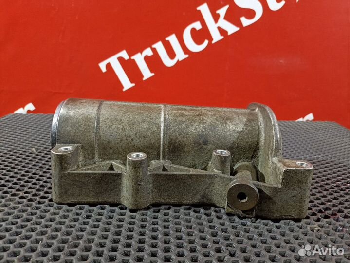 Корпус масляного фильтра кпп Volvo FH