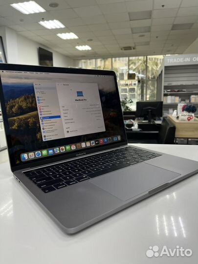 Apple macbook pro 13 (2019) 16/256 GB