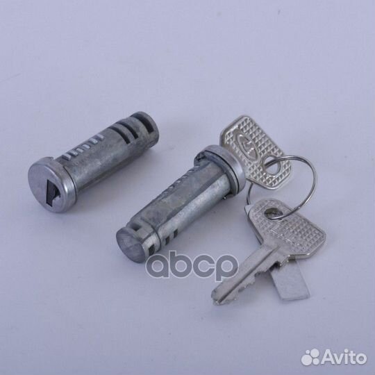 К-т личин замков двери 21214 (2шт) 21213-610004