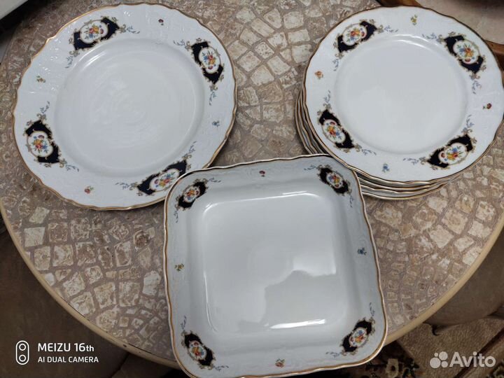 Сервиз столовый