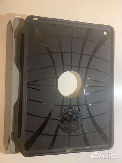 Чехол на iPad