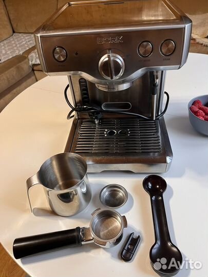Кофемашина bork 9922