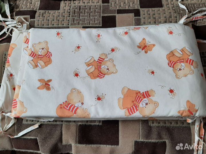 Бортики в детскую кроватку