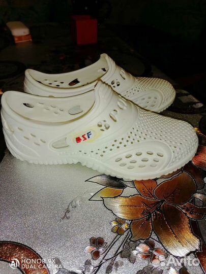 Резиновые шлёпки аквашузы 36р