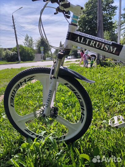 Велосипед спортивный складной