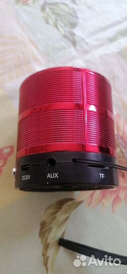 Портативная переносная колонка