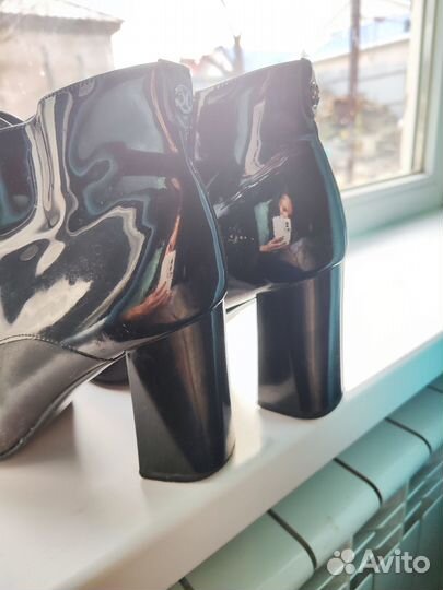 Продам полусапожки 38