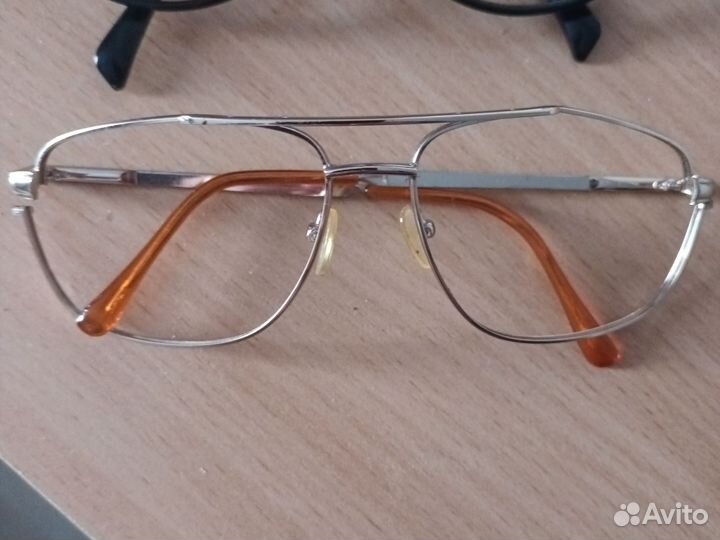 Оправы для очков