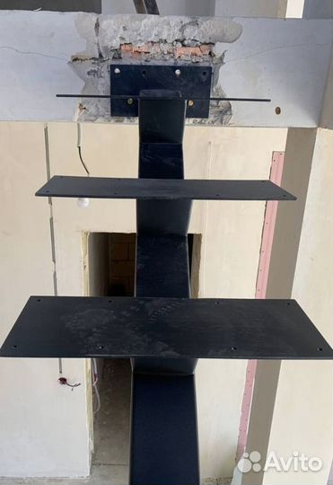 Лестница из листового металла