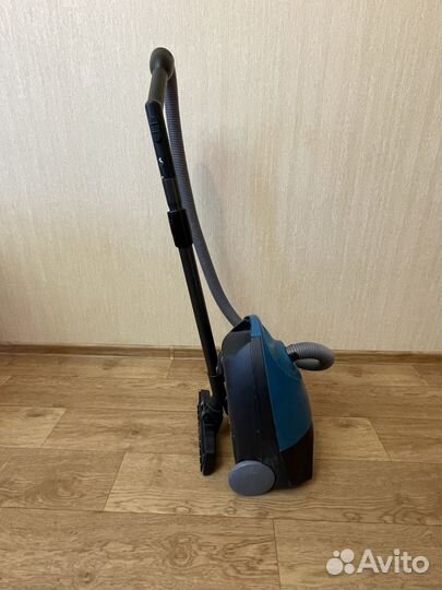 Пылесос Samsung 1400W