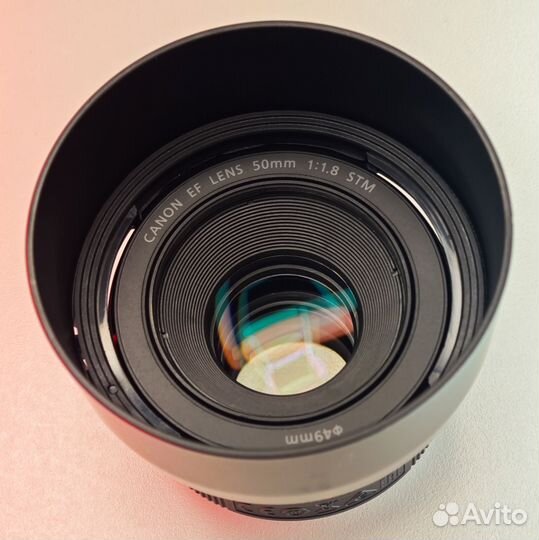 Объектив Canon 50mm f/1.8 STM + комплект