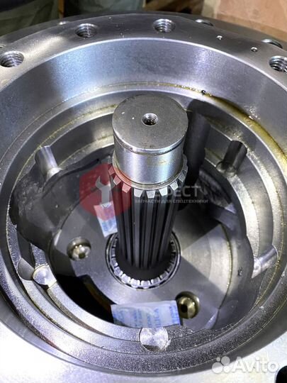 Редуктор хода 39Q8-42100