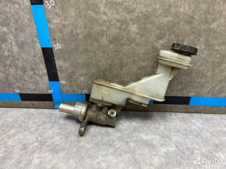 Главный тормозной цилиндр Nissan Qashqai J10 2.0