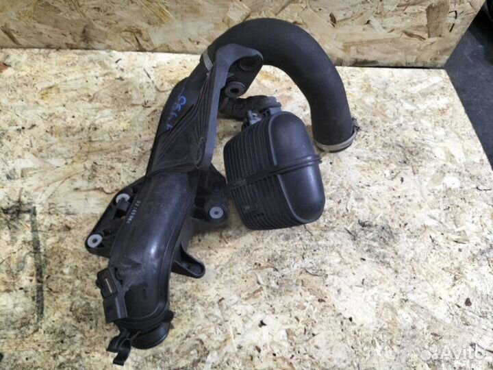 Резонатор воздушного фильтра Audi Q5 I 8R cdnc