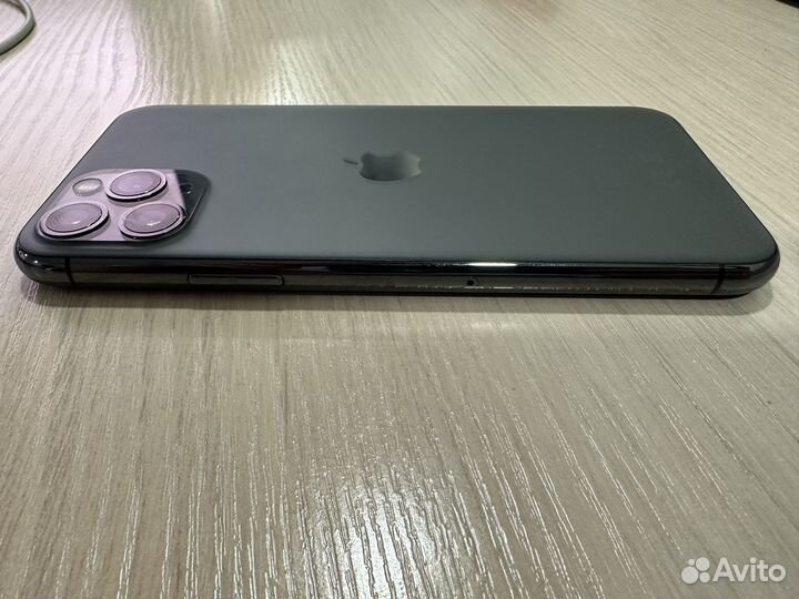 iPhone 11 Pro, 64 ГБ